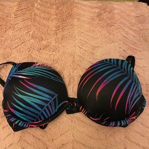 PINK Wear Everywhere Super Push-up Bra